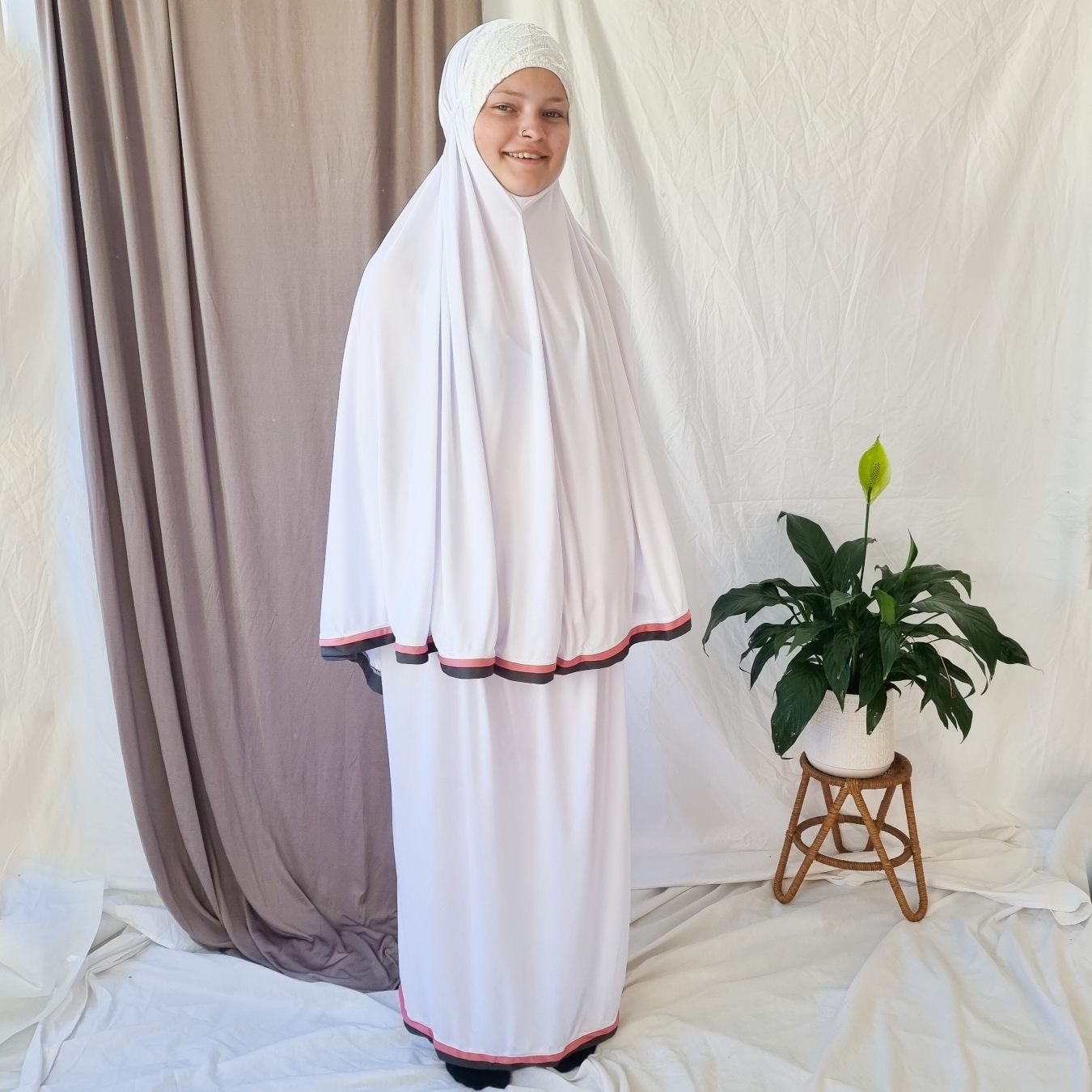 Girls 2 Piece Prayer Outfit Plain - White